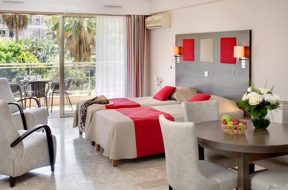The Originals Boutique, Hotel Les Strelitzias Juan-les-Pins Exterior photo