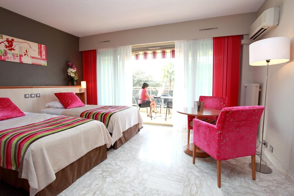 The Originals Boutique, Hotel Les Strelitzias Juan-les-Pins Exterior photo